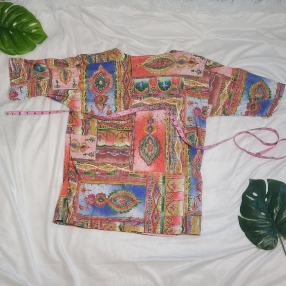 VINTAGE Boho Print Tunic Top with Short Sleeves in Size Small with Shoul… - Picture 5 of 5